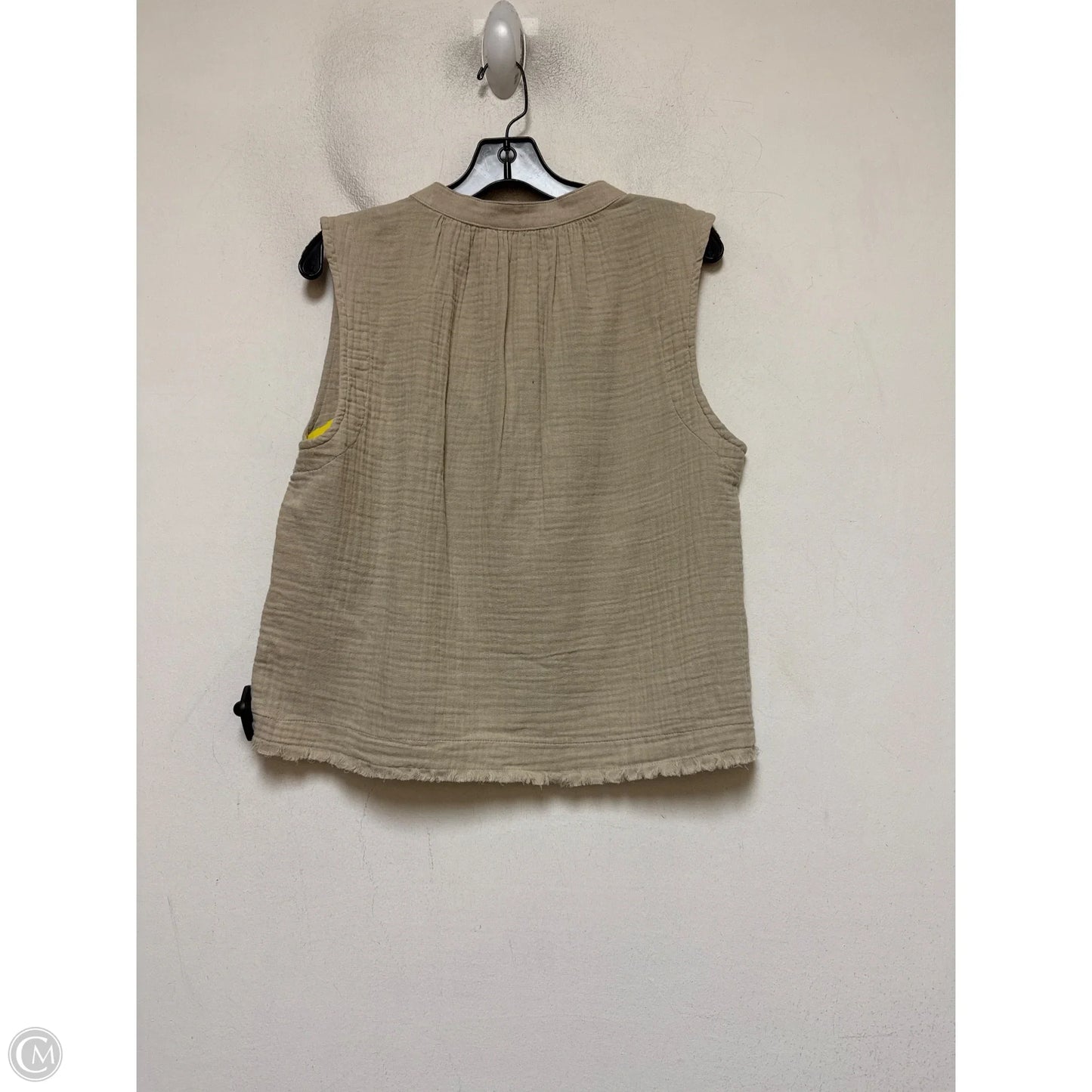 Top Sleeveless By Dkny In Beige, Size: S