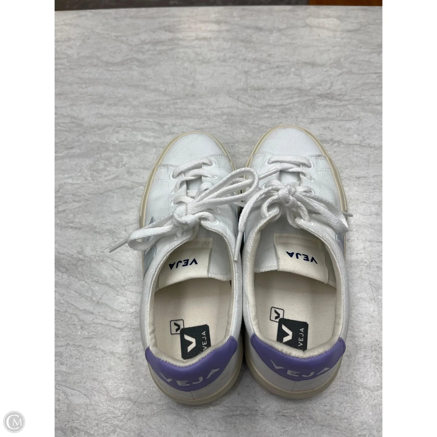 Shoes Sneakers By Veja In White, Size: 7