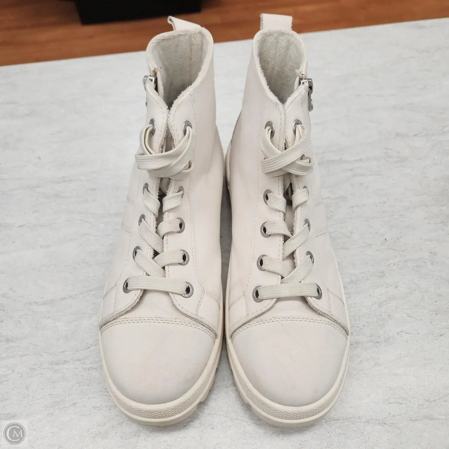 Shoes Sneakers By Blowfish In Cream, Size: 9.5