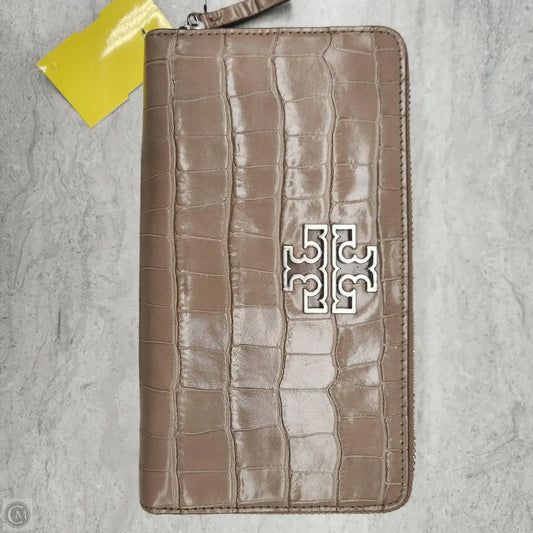 Wallet Designer By Tory Burch, Size: Large