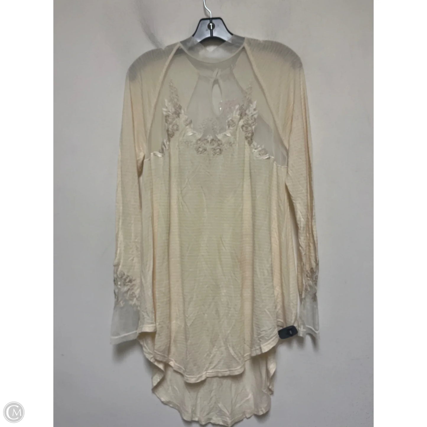 Top Long Sleeve By Free People In Cream, Size: L