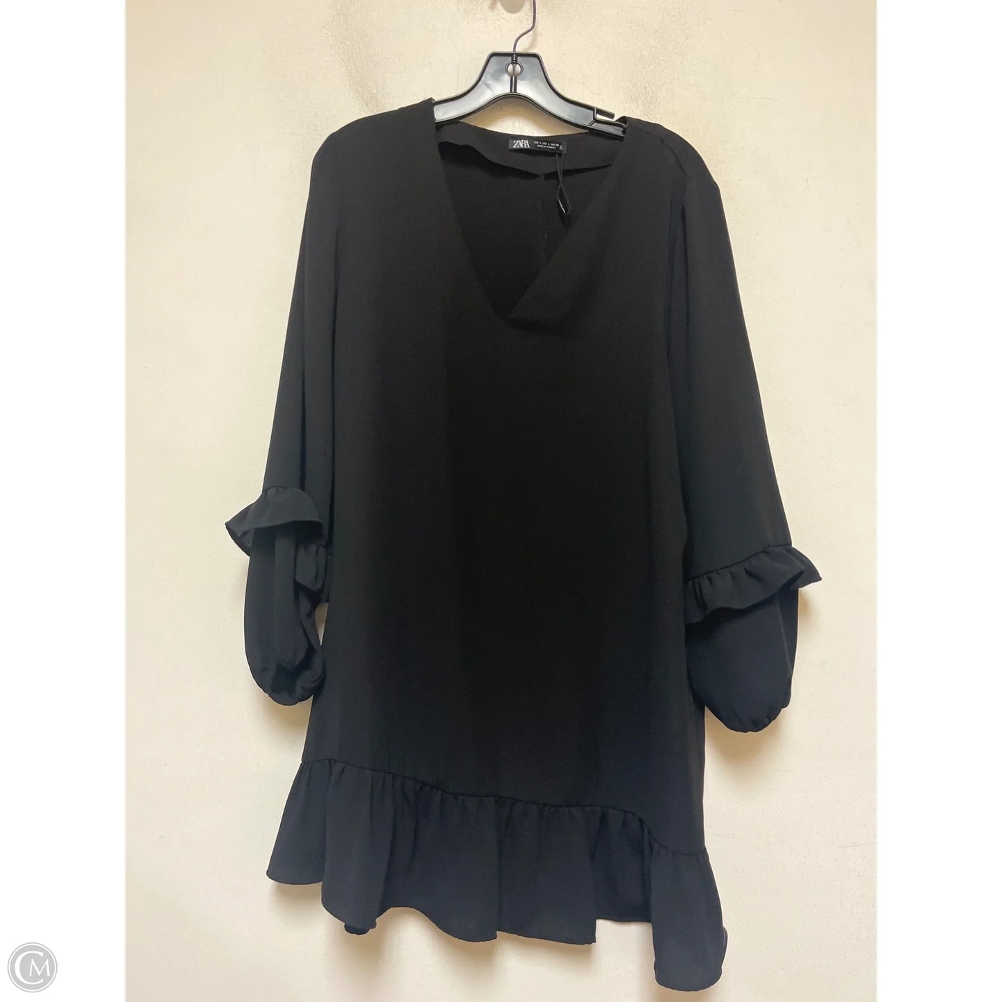 Dress Casual Short By Zara In Black, Size: L