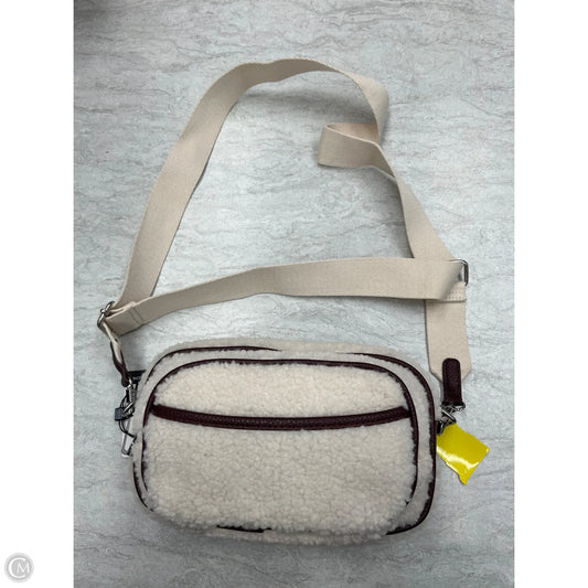 Crossbody By Laundry, Size: Medium