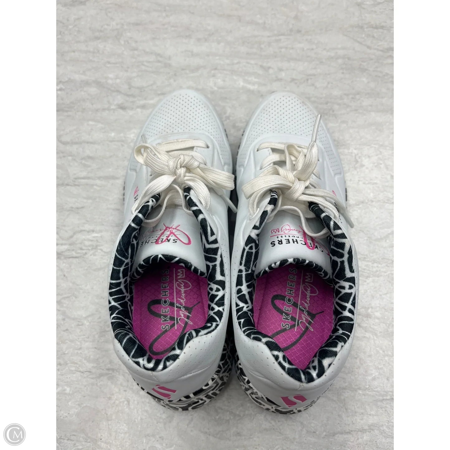 Shoes Athletic By Skechers In Black & White, Size: 7