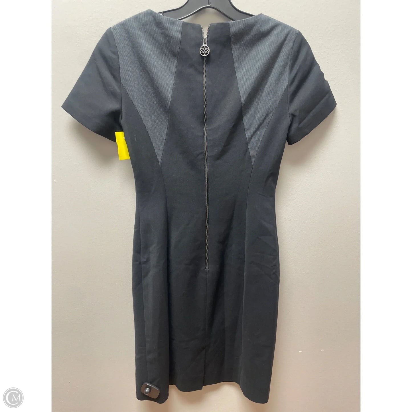 Dress Casual Short By Antonio Melani In Black & Grey, Size: Xs