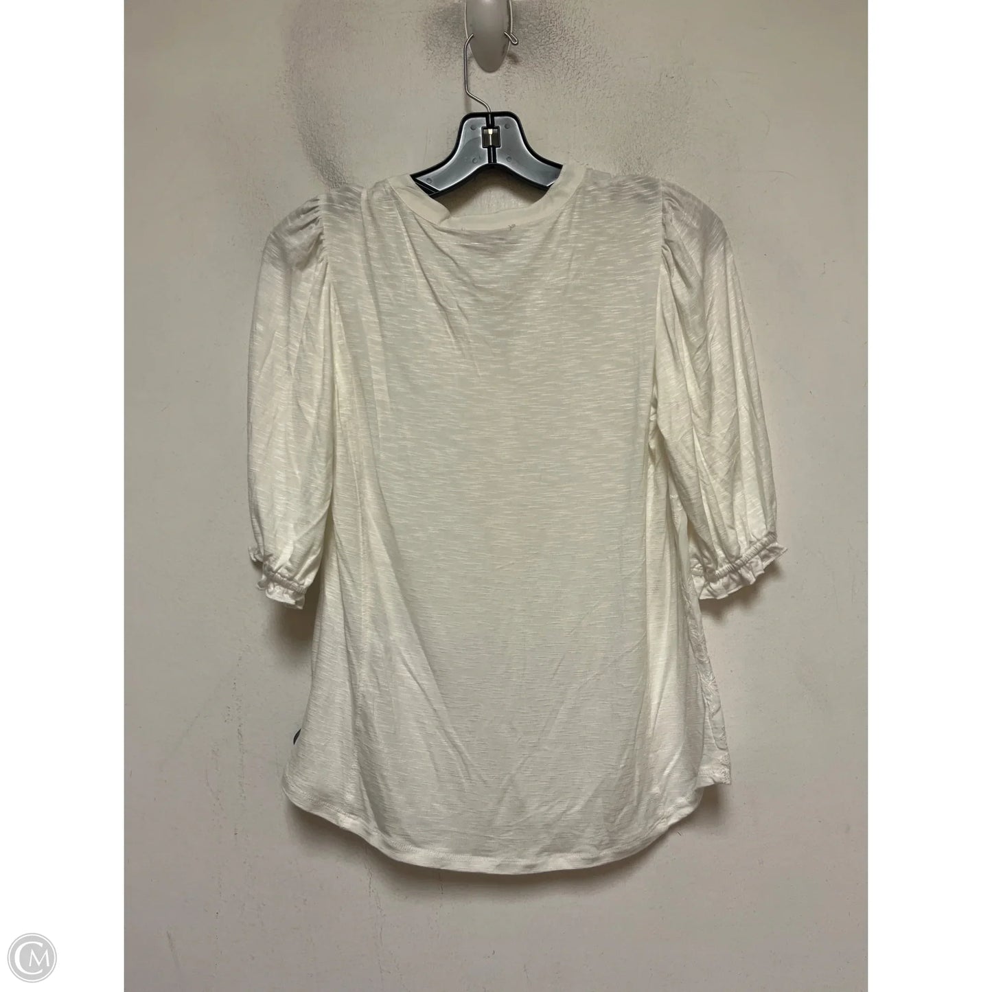Top Short Sleeve By Democracy In White, Size: Xs