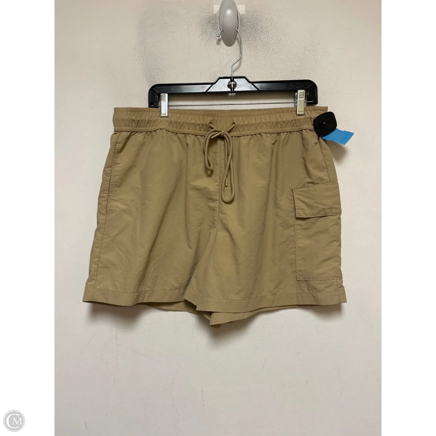 Athletic Shorts By Lou And Grey In Tan, Size: L