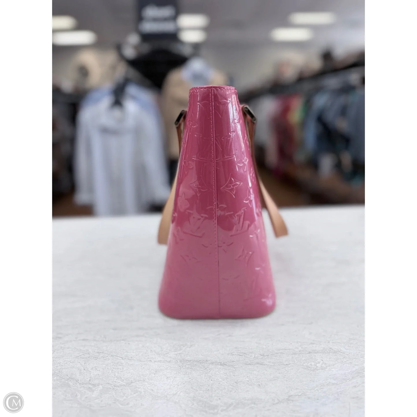 Handbag Luxury Designer By Louis Vuitton, Size: Medium