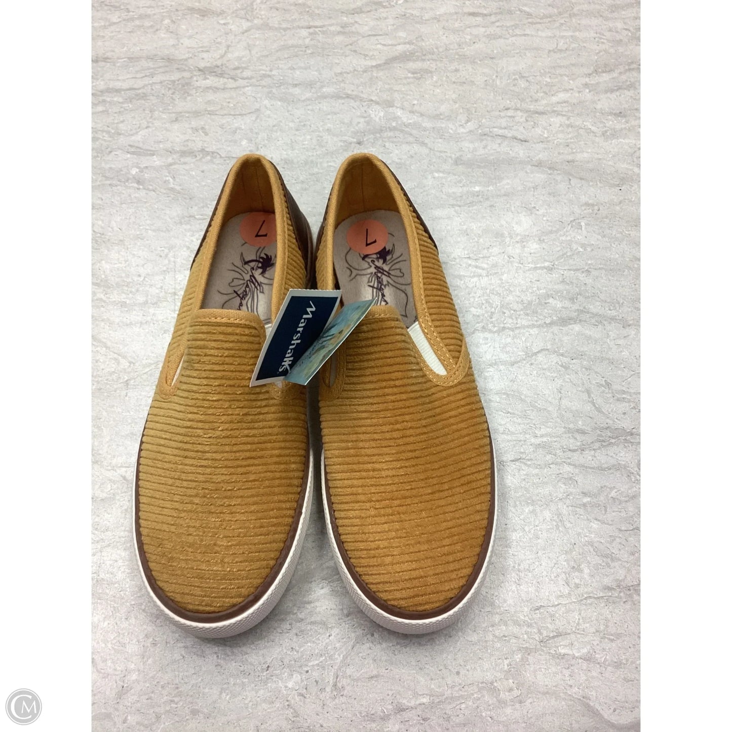 Shoes Flats By Clothes Mentor In Yellow, Size: 7