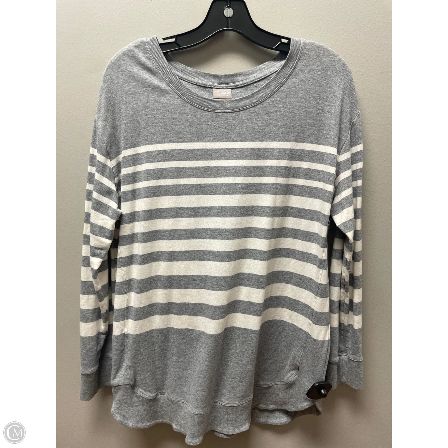 Top Long Sleeve By Chicos In Grey & White, Size: M