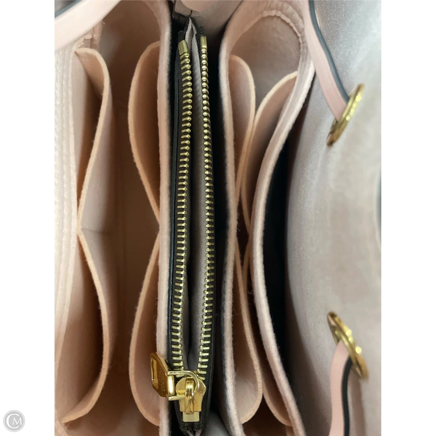 Handbag Luxury Designer By Louis Vuitton, Size: Medium