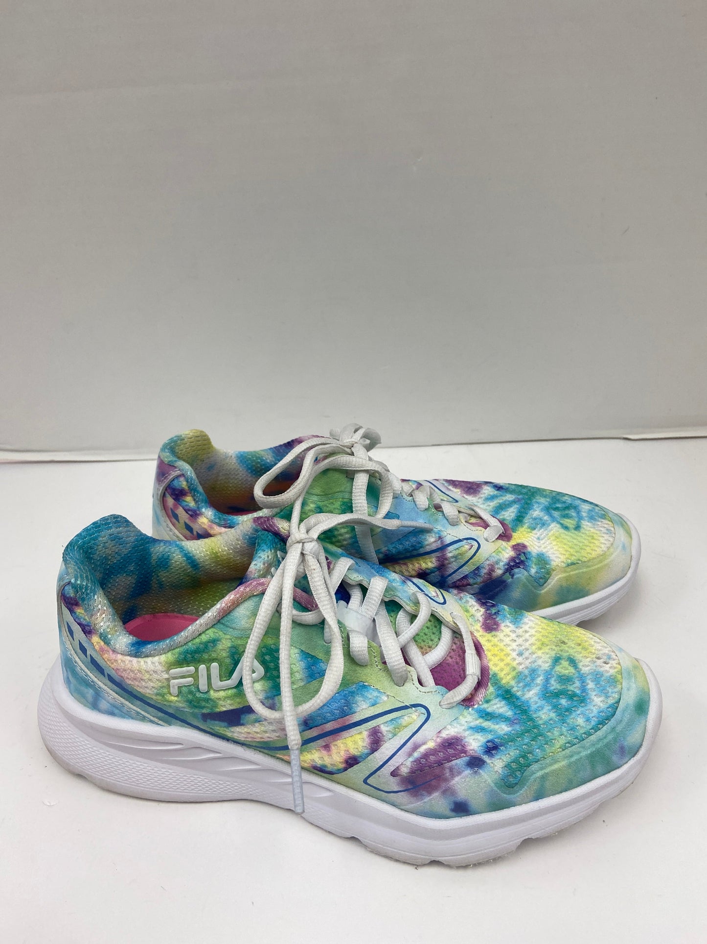 Shoes Athletic By Fila  Size: 6.5