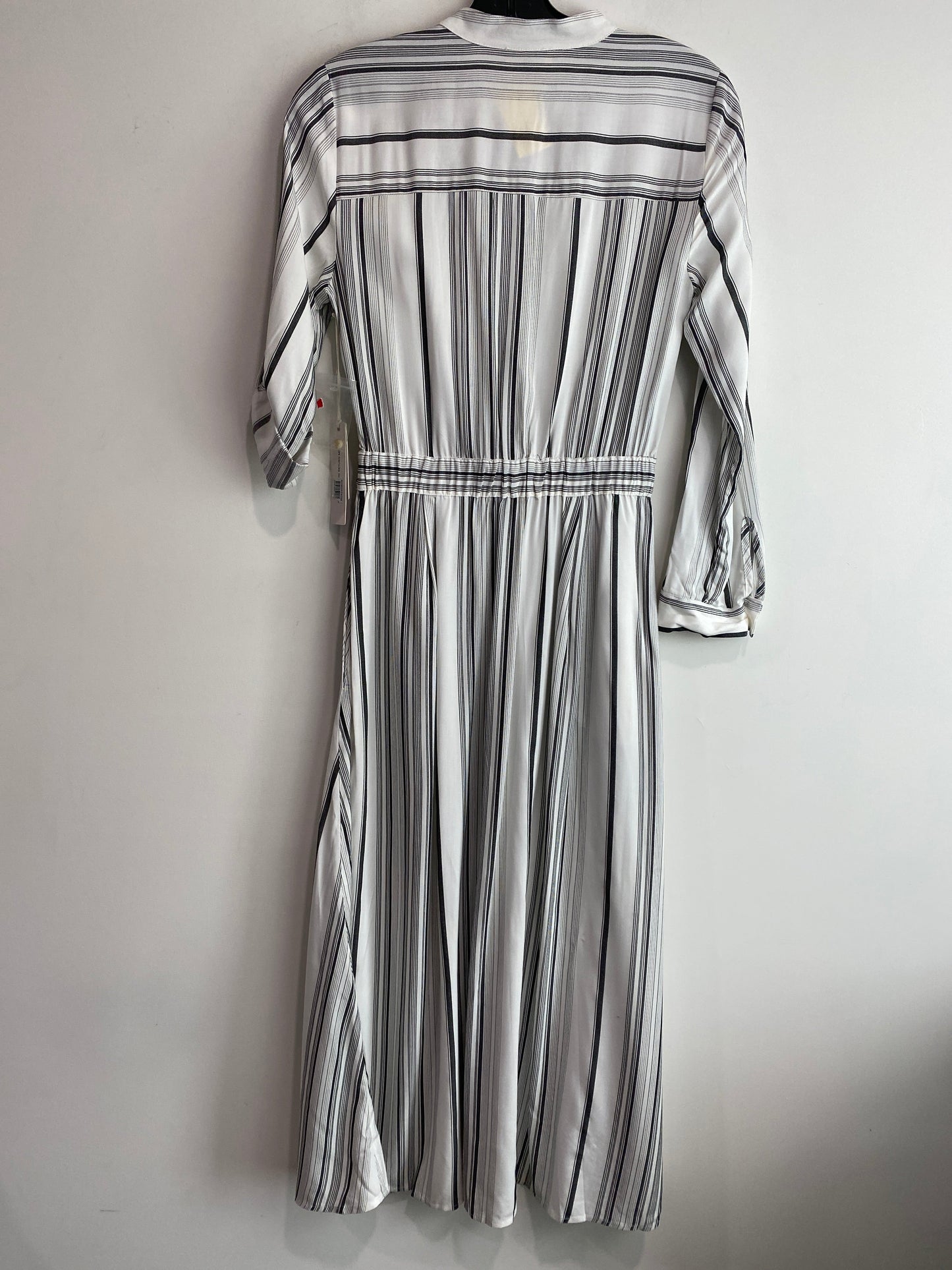 Dress Casual Maxi By Clothes Mentor In Grey, Size: Xs