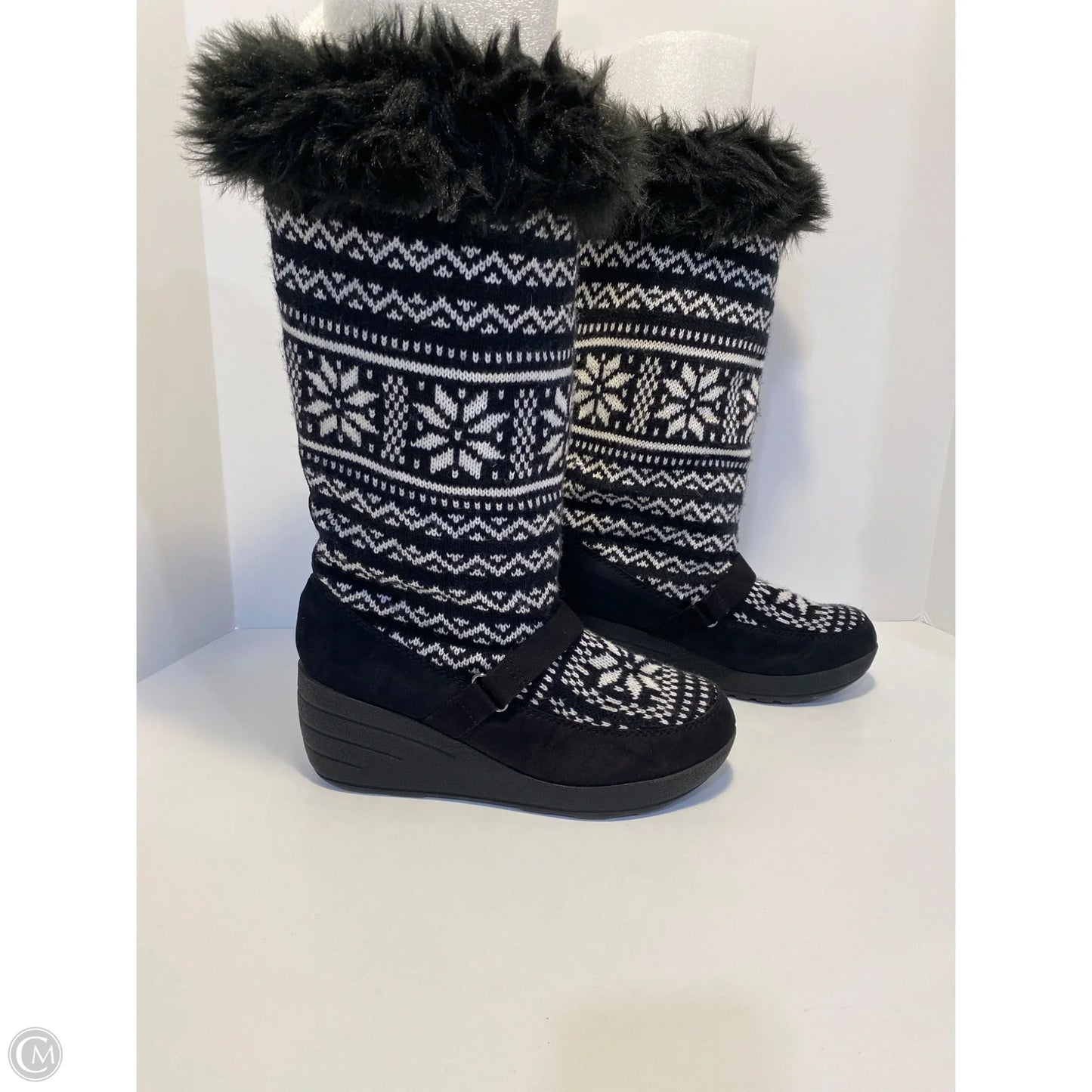 Boots Knee Heels By Clothes Mentor In Black & White, Size: 9