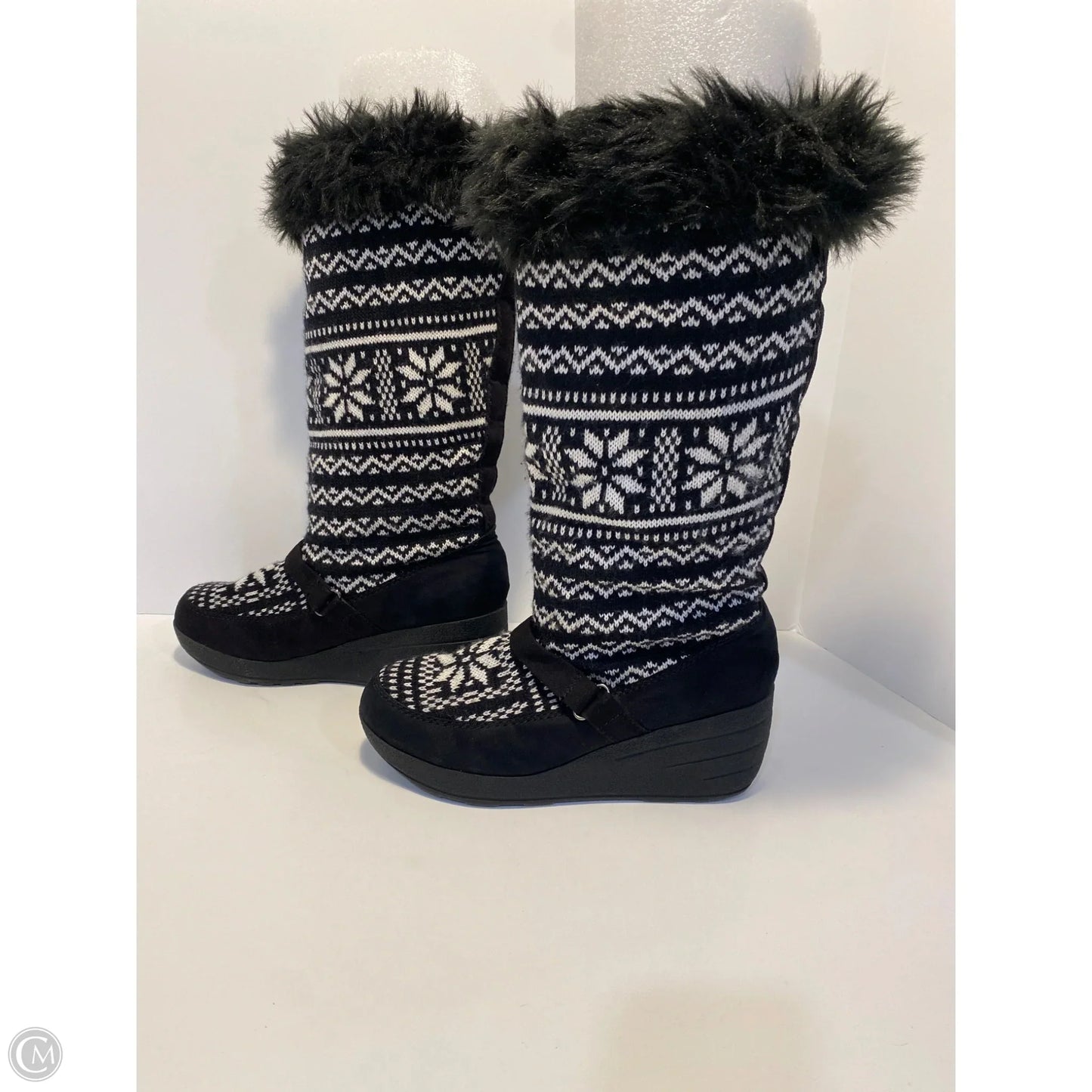 Boots Knee Heels By Clothes Mentor In Black & White, Size: 9