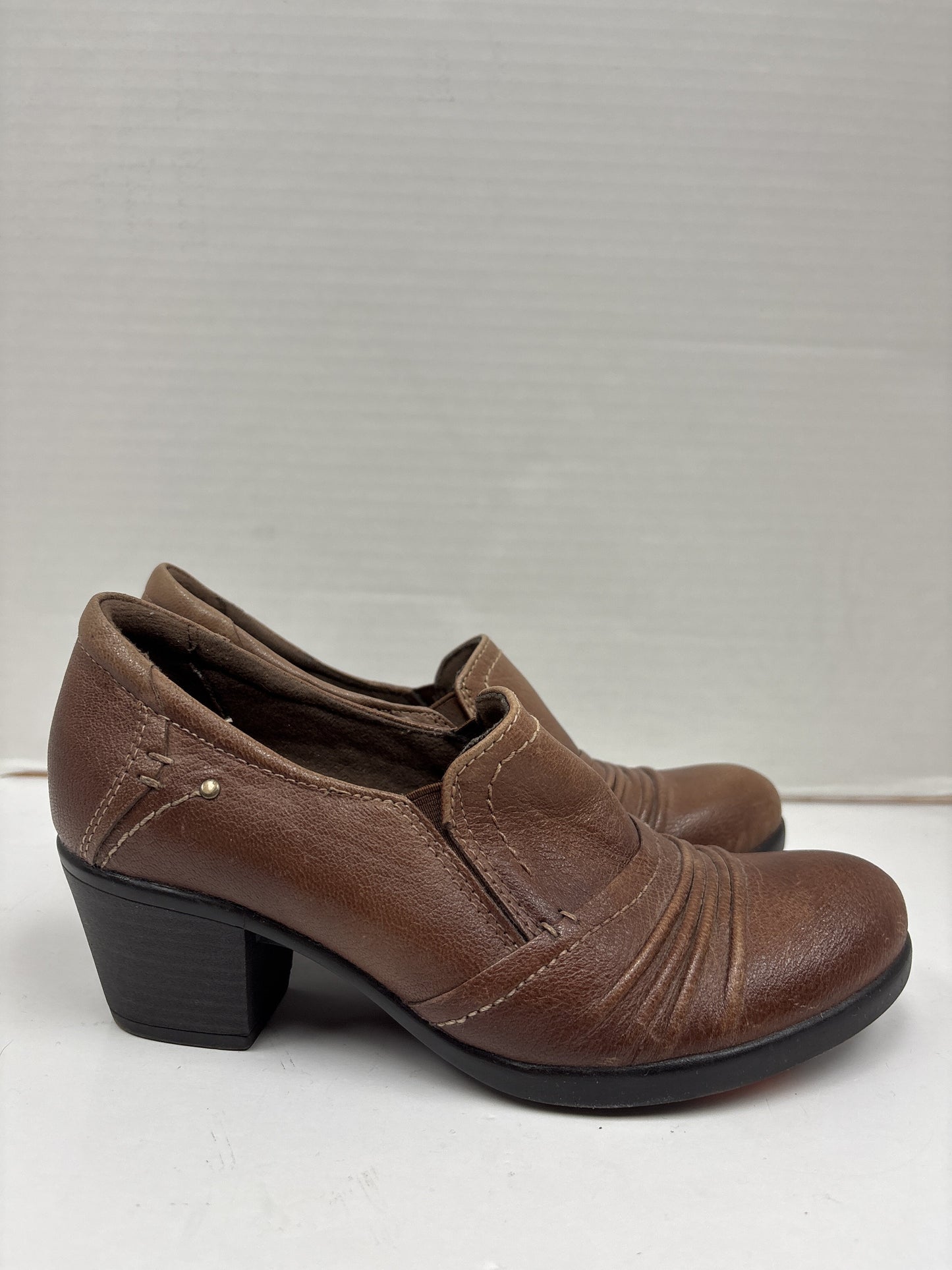 Boots Ankle Heels By Earth Origins  Size: 7