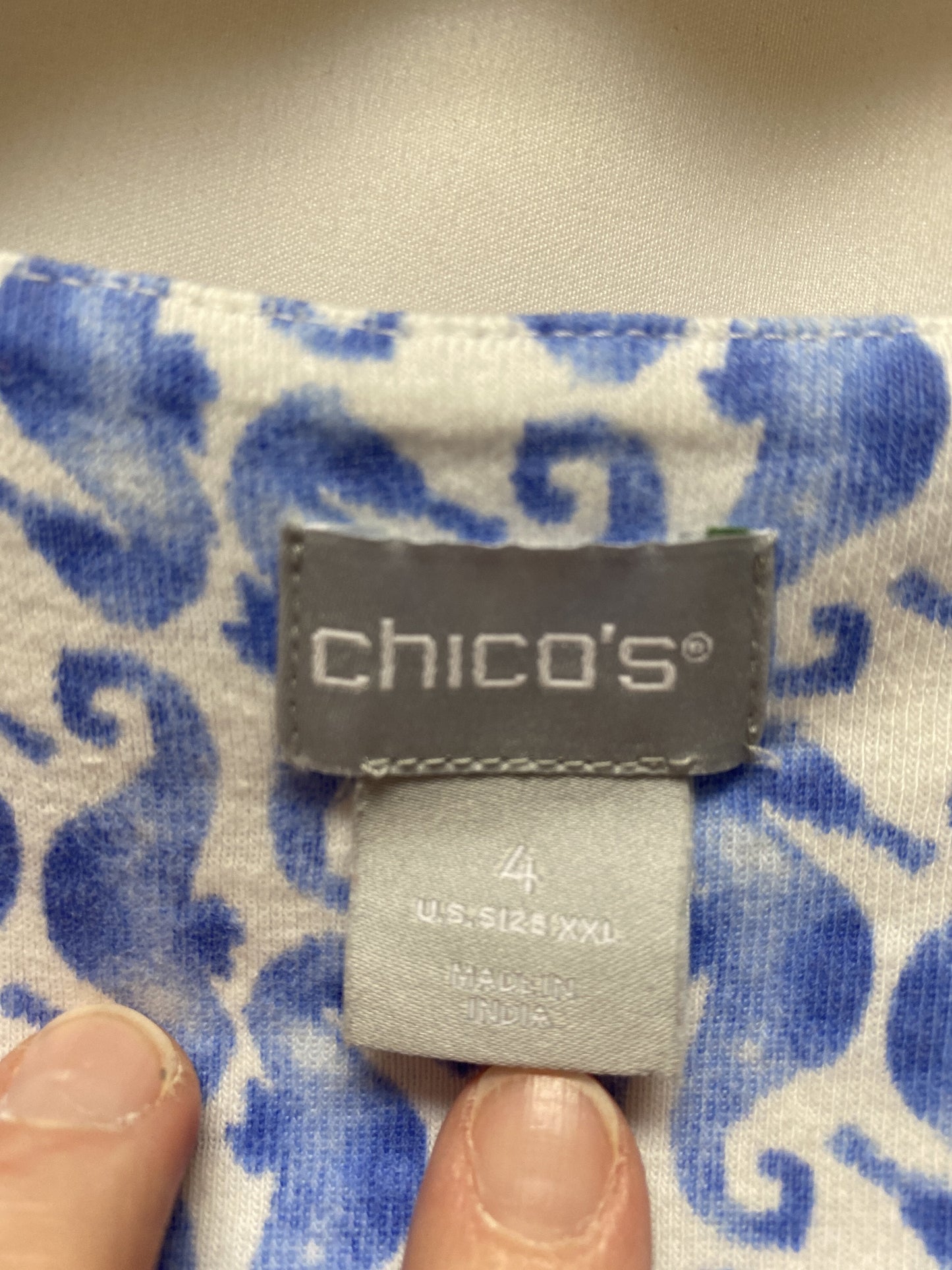 Top Short Sleeve By Chicos  Size: Xxl