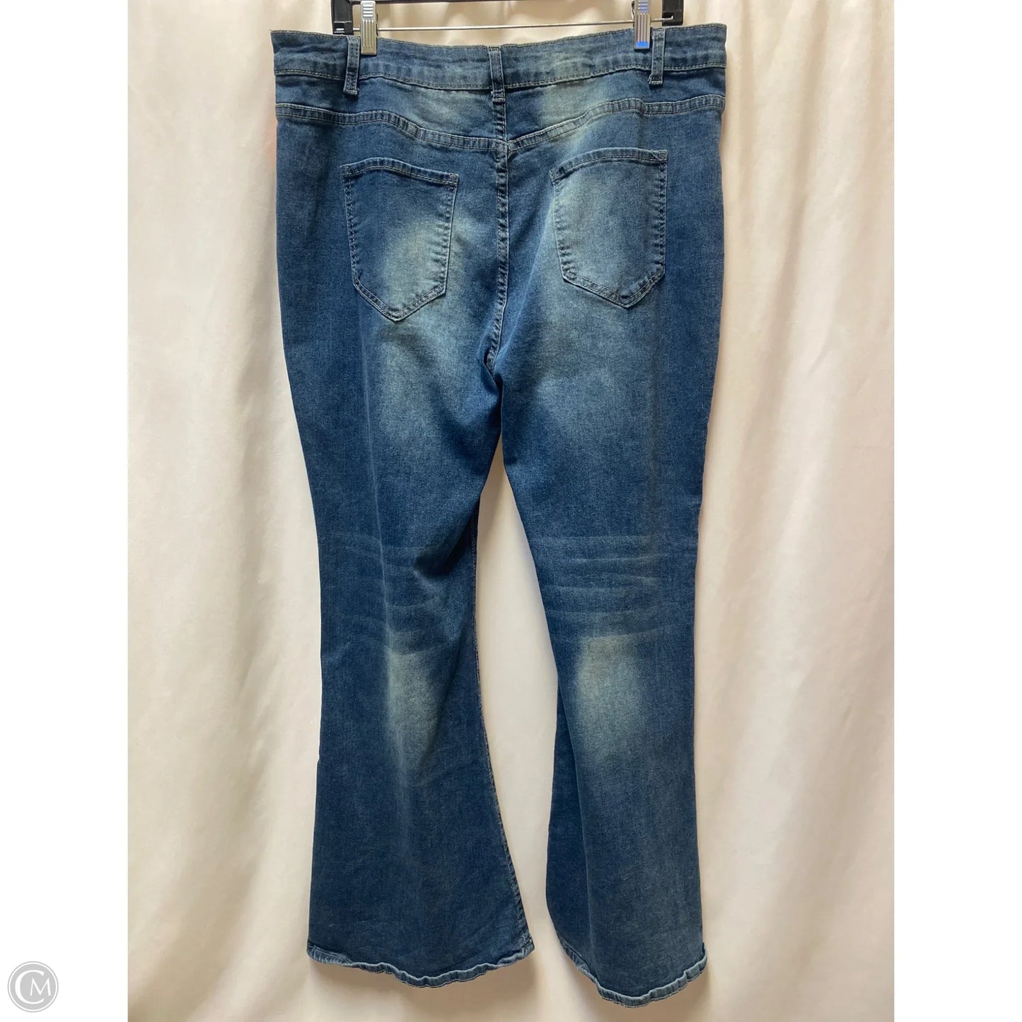 Jeans Flared By Clothes Mentor In Blue Denim, Size: 3x