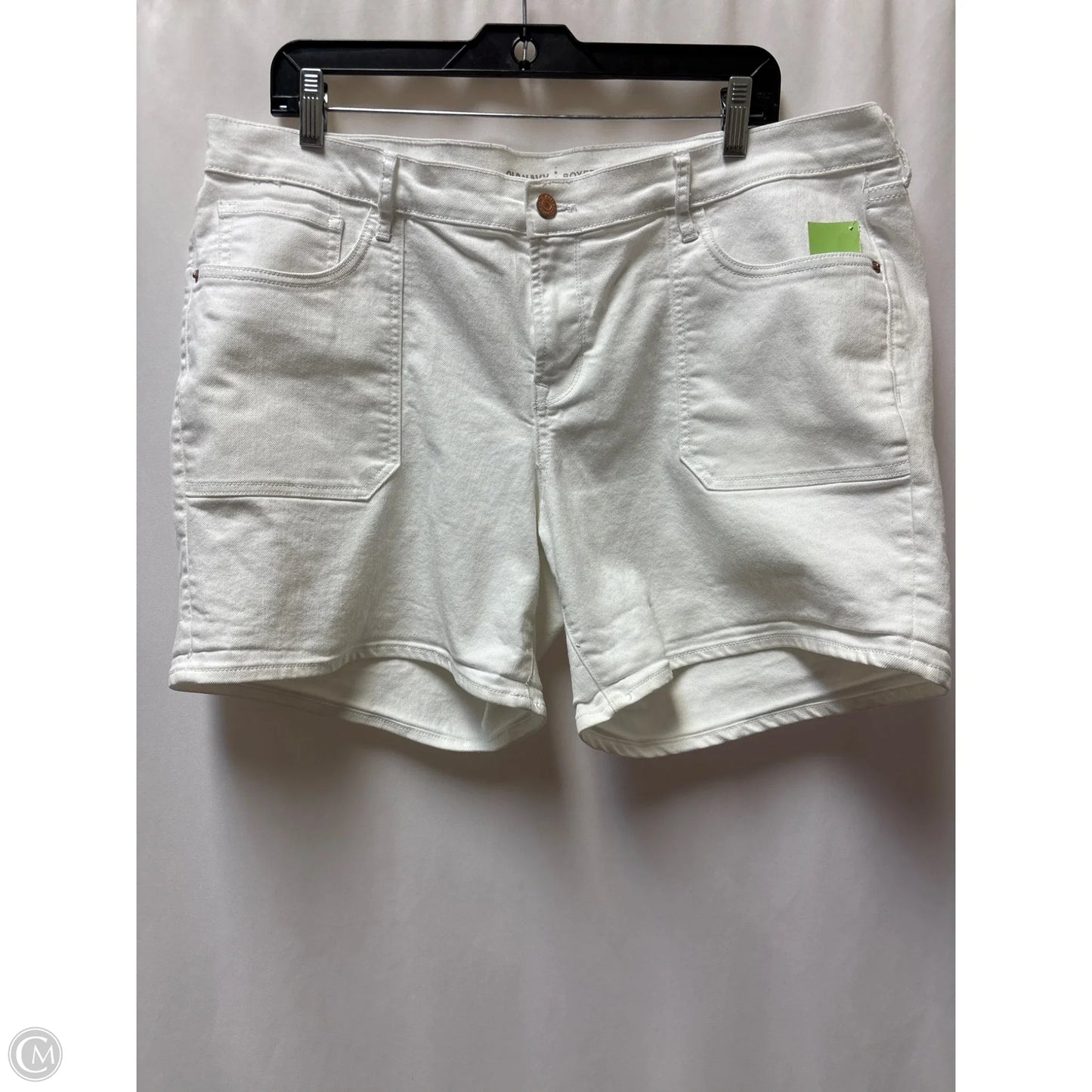 Shorts By Old Navy In White, Size: 16