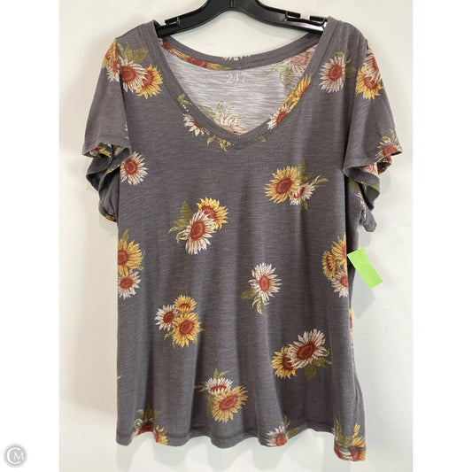 Top Short Sleeve By Maurices In Grey, Size: M