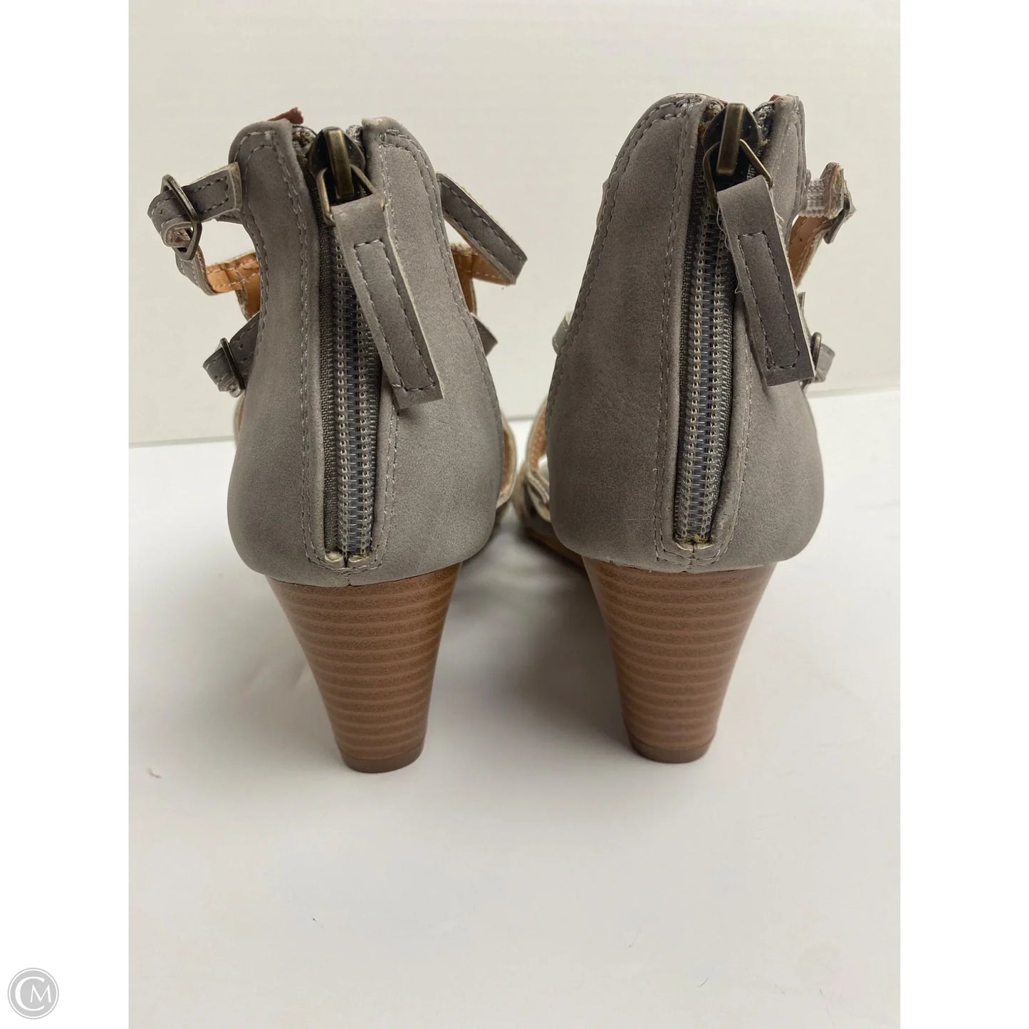 Sandals Heels Block By Bongo In Grey, Size: 6.5