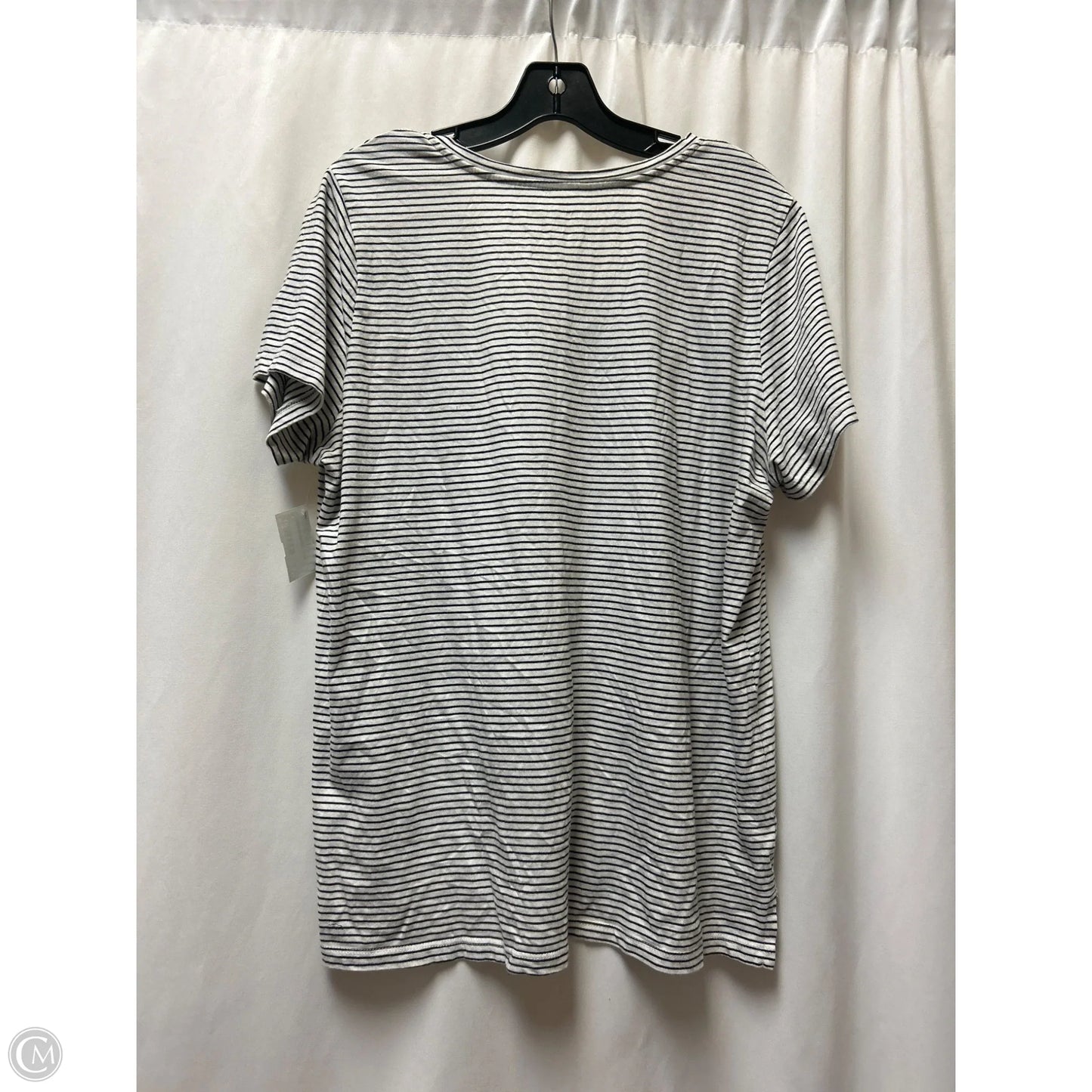 Top Short Sleeve By Eddie Bauer In Black, Size: Xxl