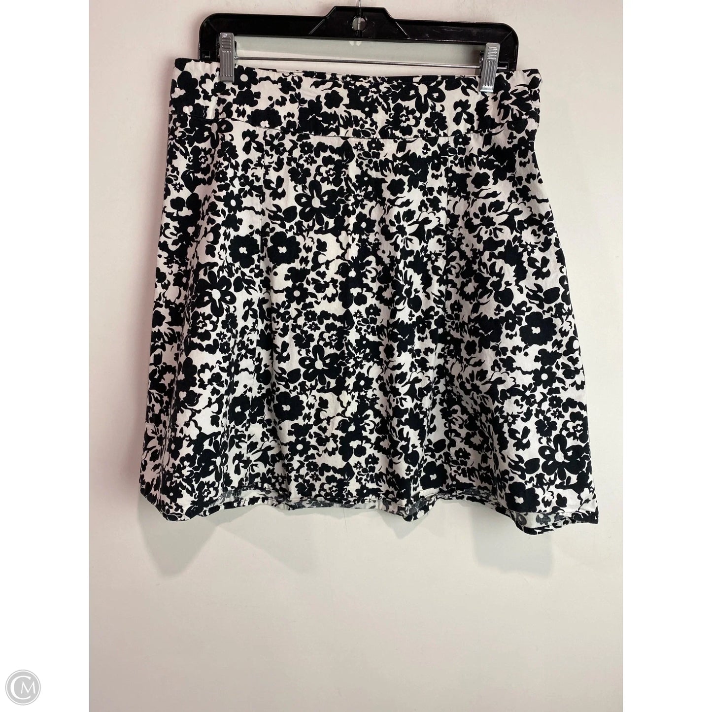 Skirt Mini & Short By Sonoma In Black & White, Size: L