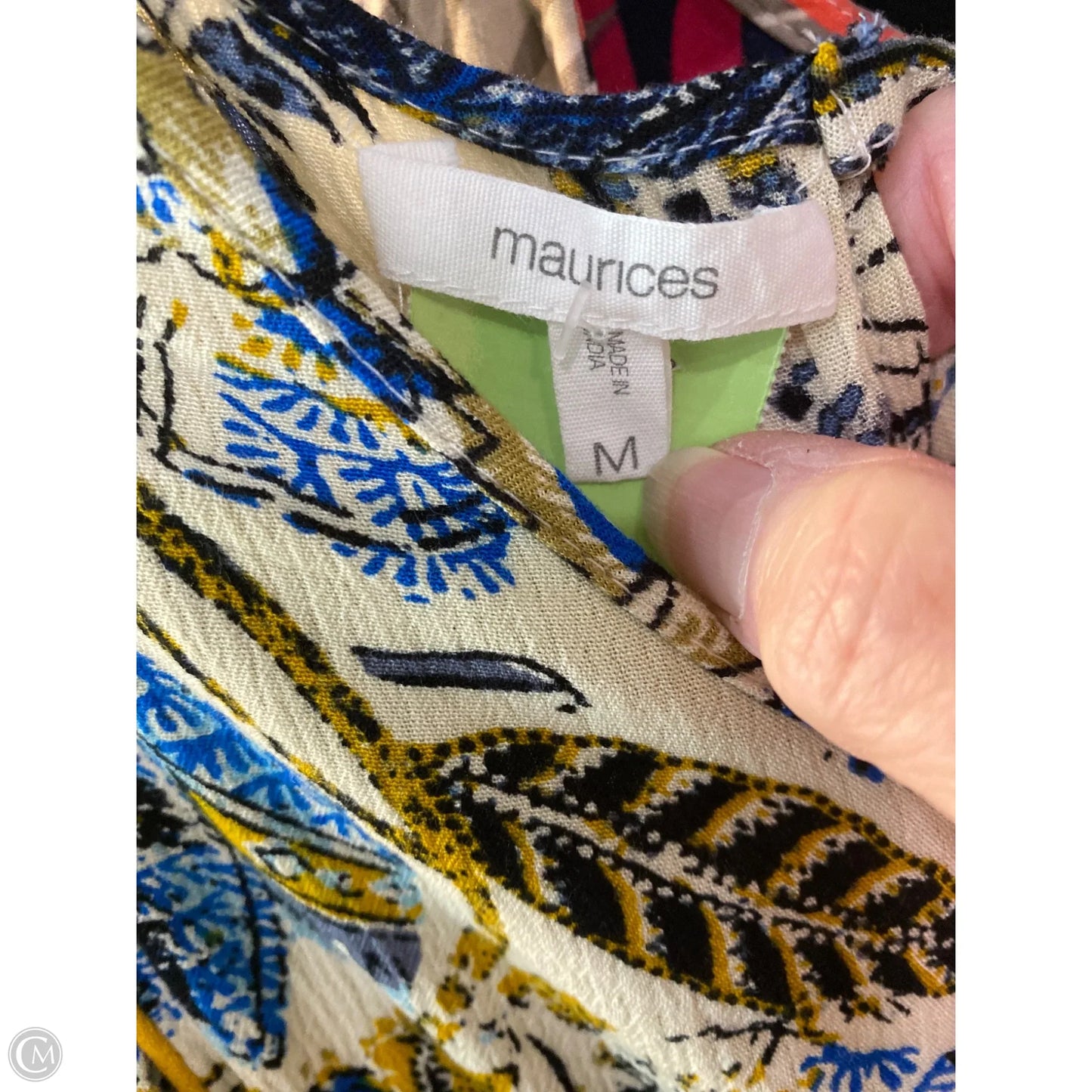 Top Short Sleeve By Maurices In Yellow, Size: M