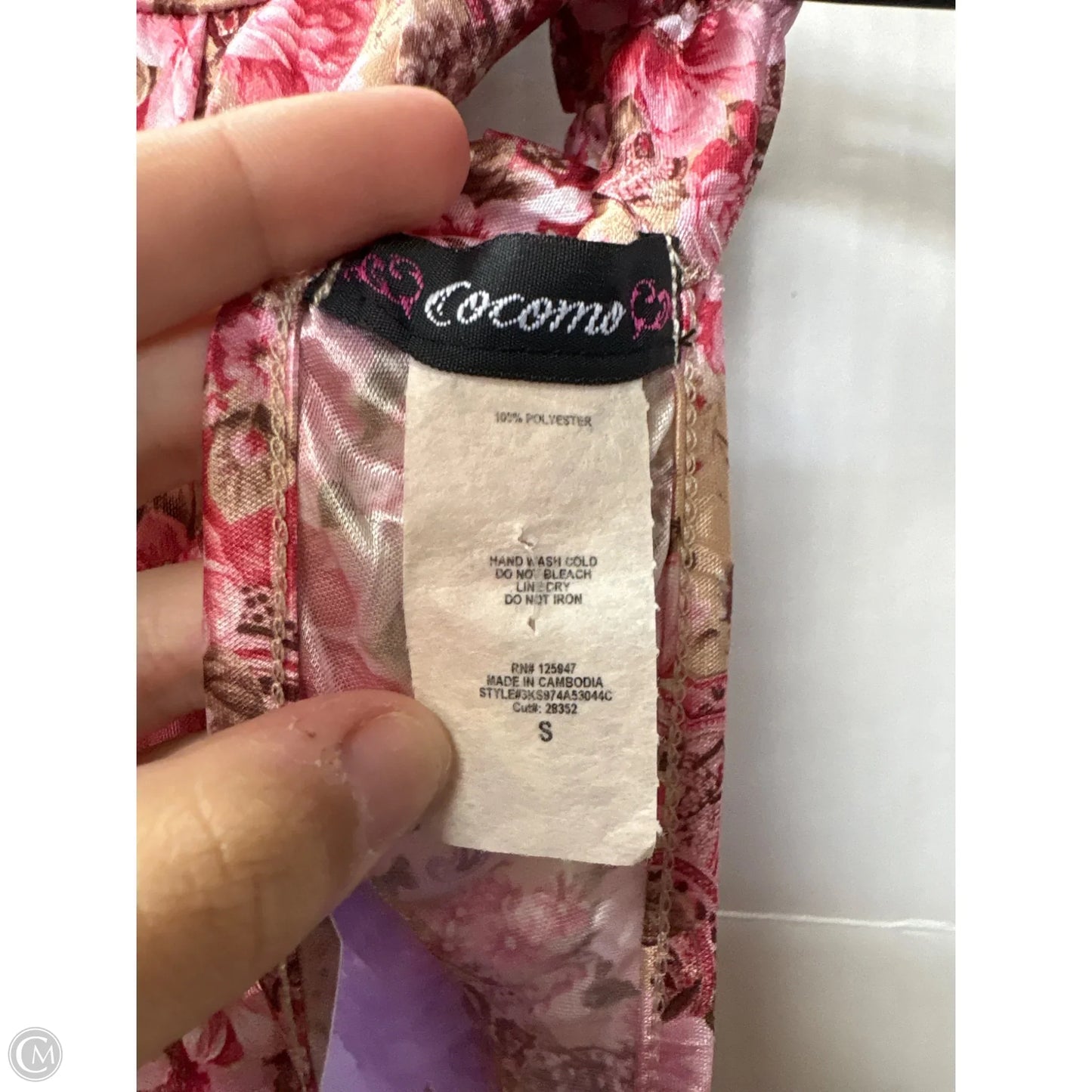 Top Sleeveless By Cocomo In Pink, Size: S