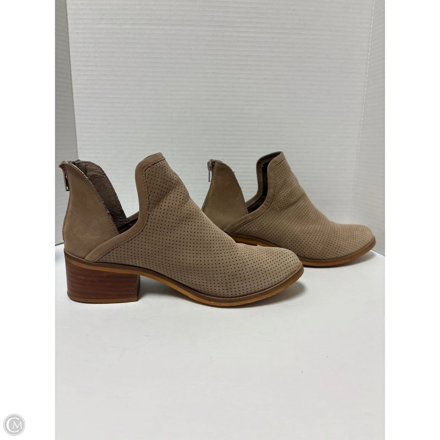 Boots Ankle Heels By Steve Madden In Beige, Size: 8.5