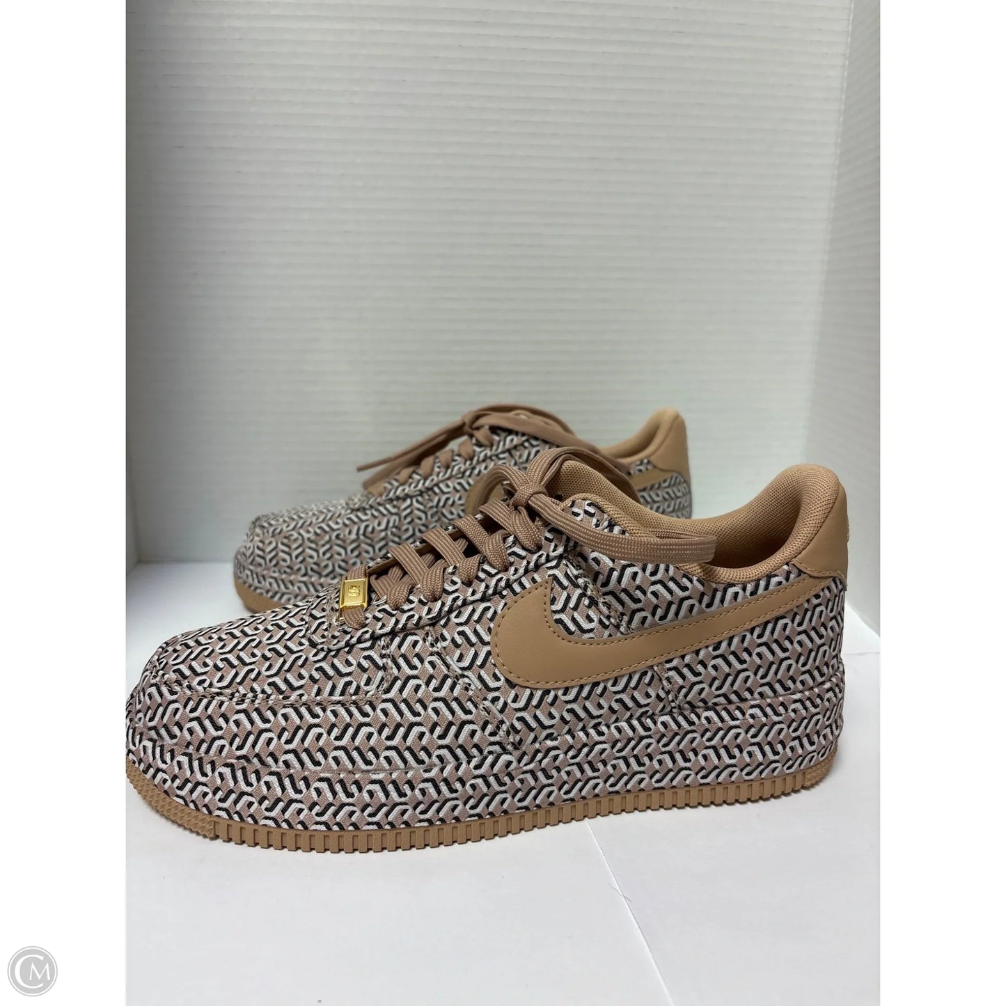 Shoes Athletic By Nike In Brown, Size: 8.5