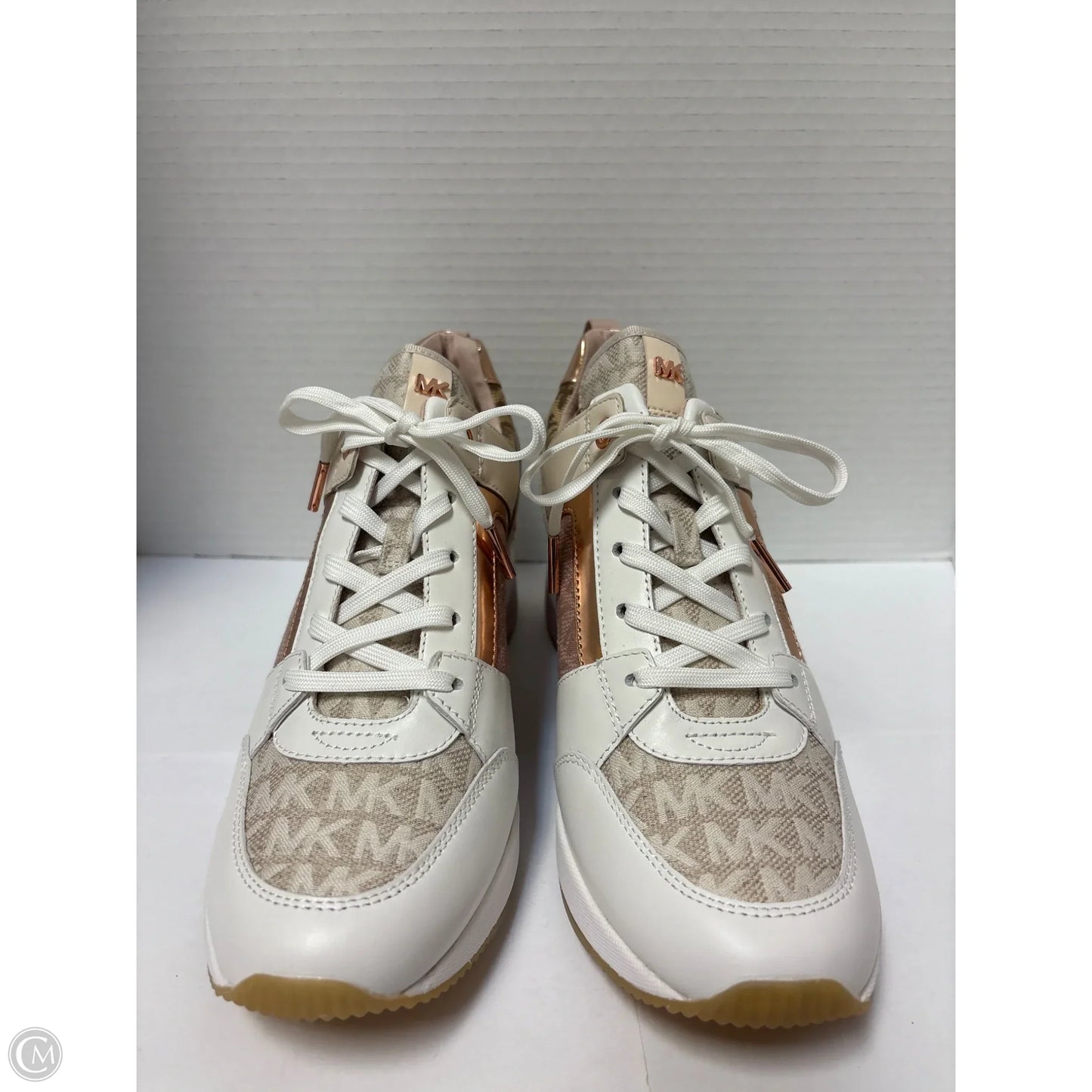 Shoes Designer By Michael Kors In Pink, Size: 9.5