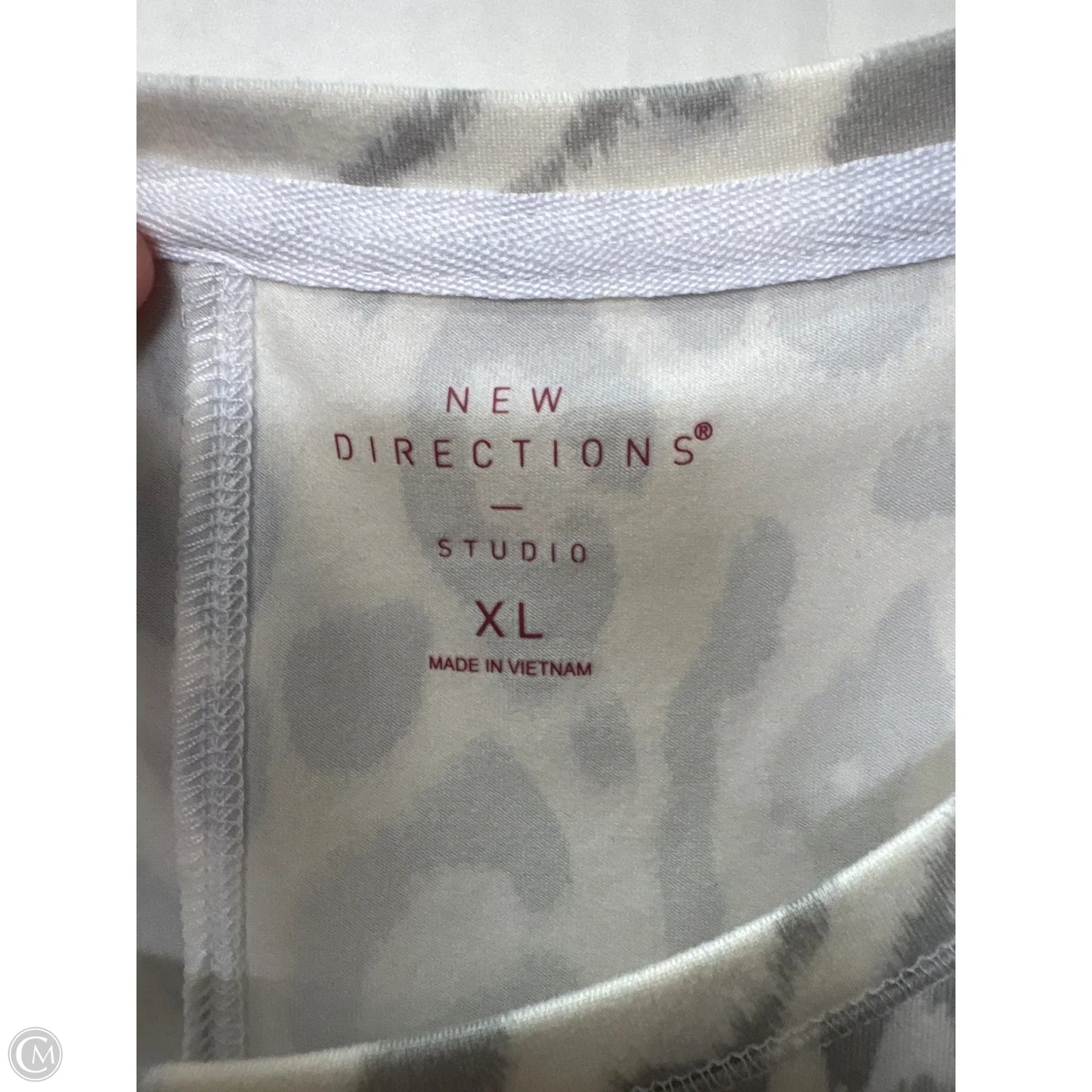 Top Sleeveless By New Directions In Grey, Size: Xl