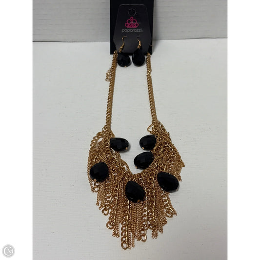 Necklace Set By Paparazzi, Size: 02 Piece Set