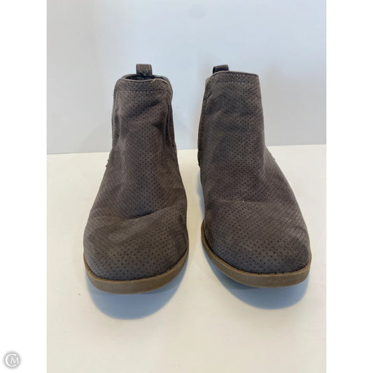 Boots Ankle Flats By Universal Thread In Grey, Size: 7