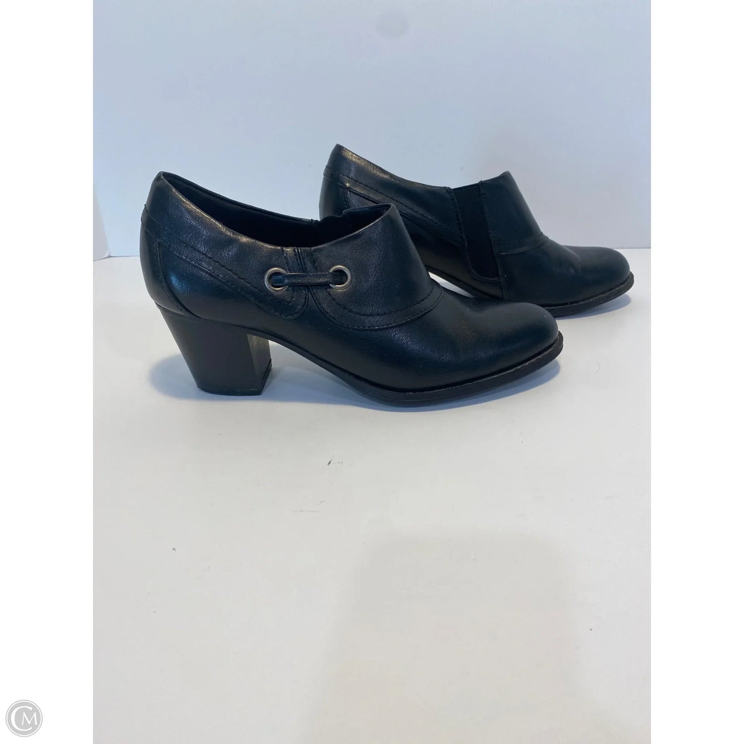 Boots Ankle Heels By Yuu Collection In Black, Size: 7