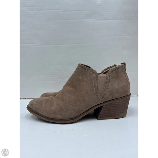 Boots Ankle Heels By Dr Scholls In Taupe, Size: 10