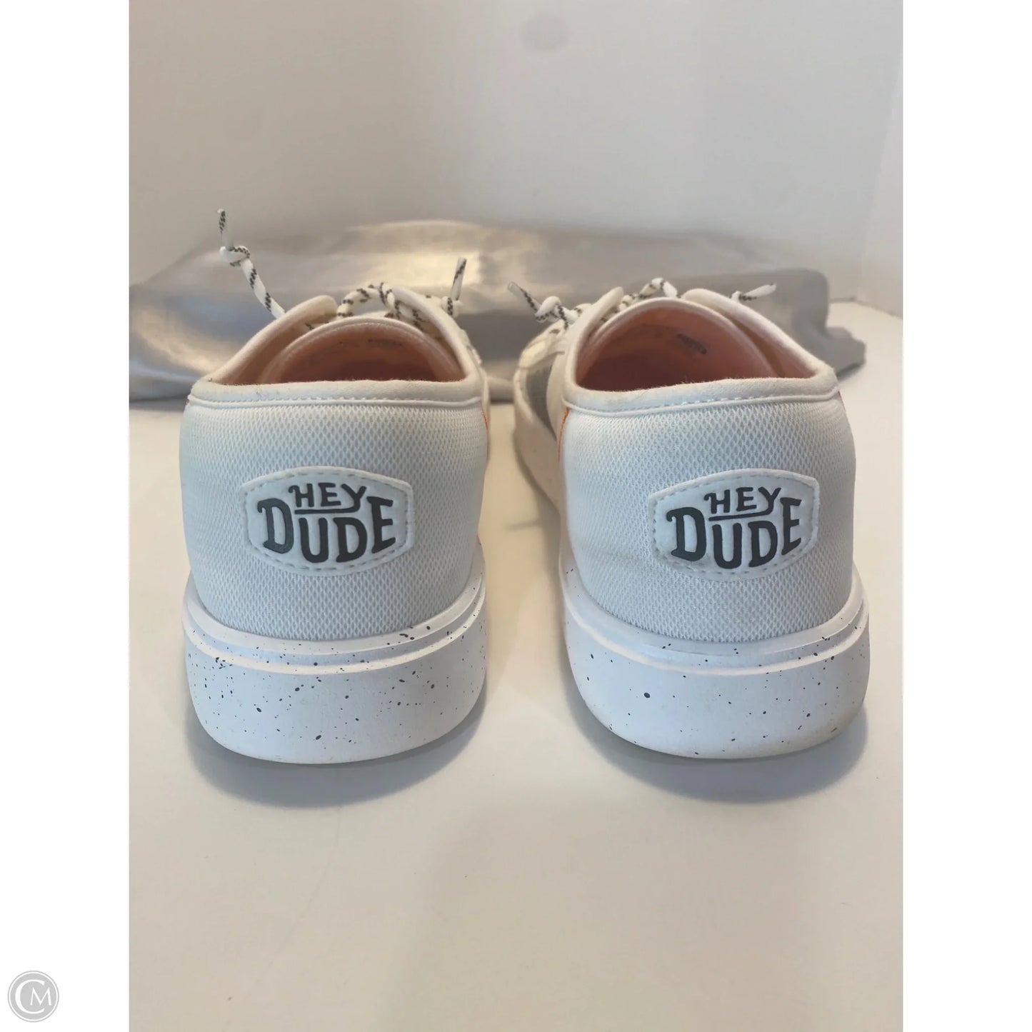 Shoes Sneakers By Hey Dude In White, Size: 10