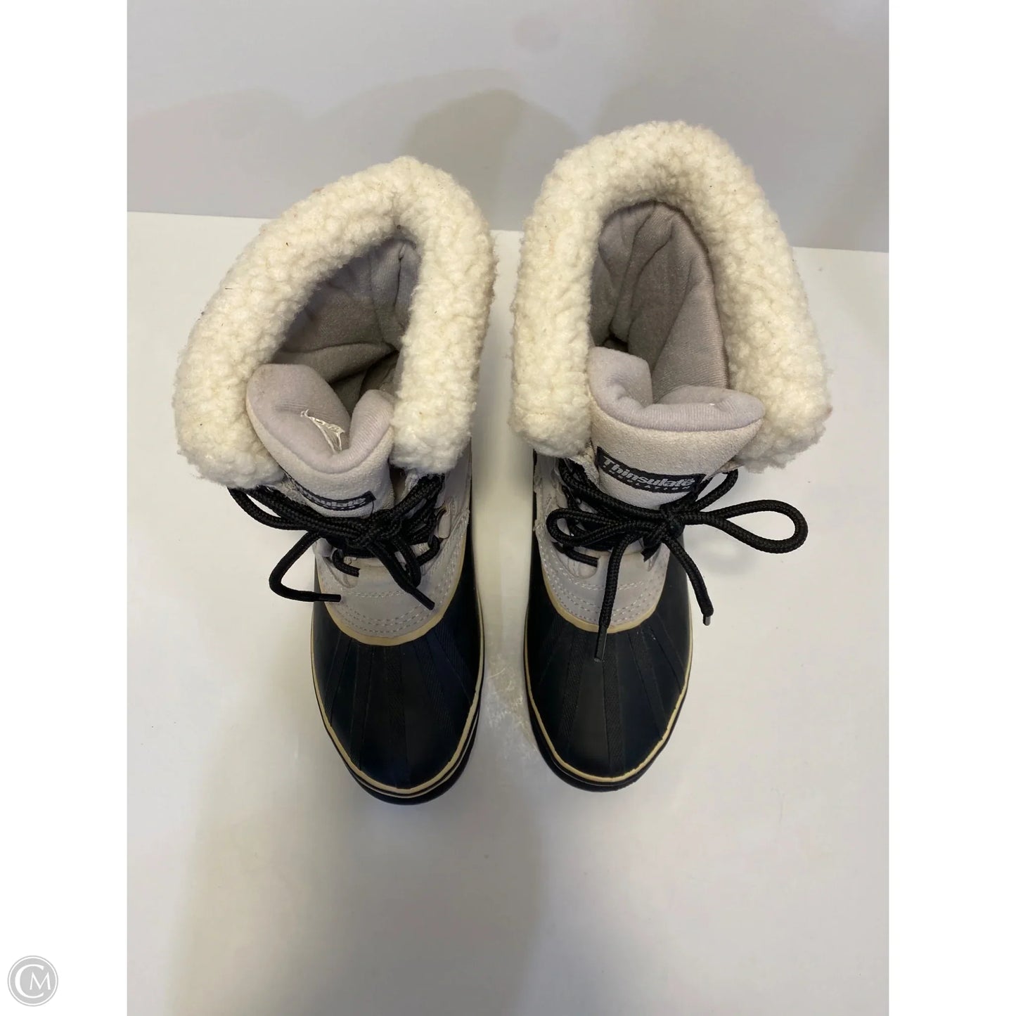 Boots Snow By Clothes Mentor In Grey, Size: 8