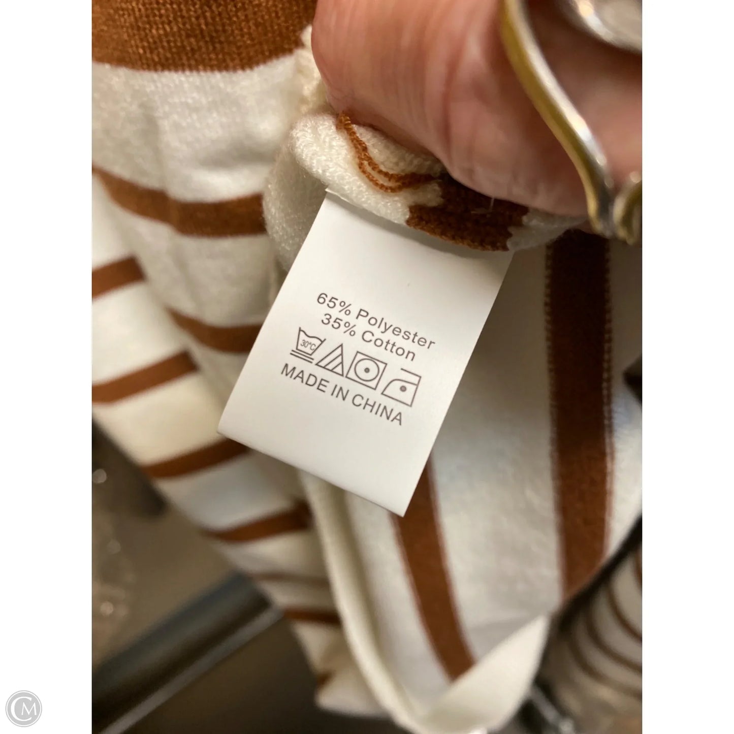 Sweater By Clothes Mentor, In Size S,