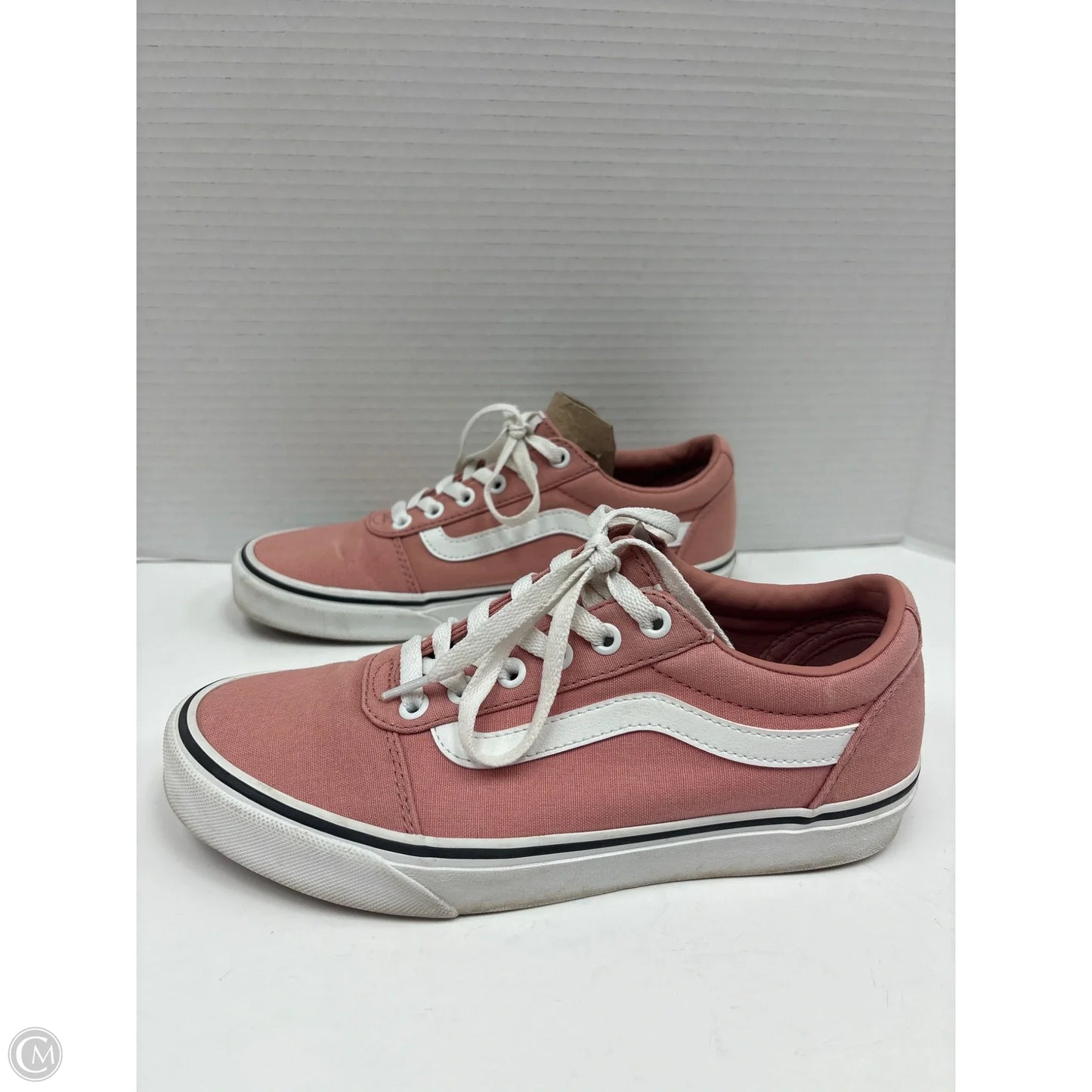 Shoes Sneakers By Vans In Pink, Size: 8