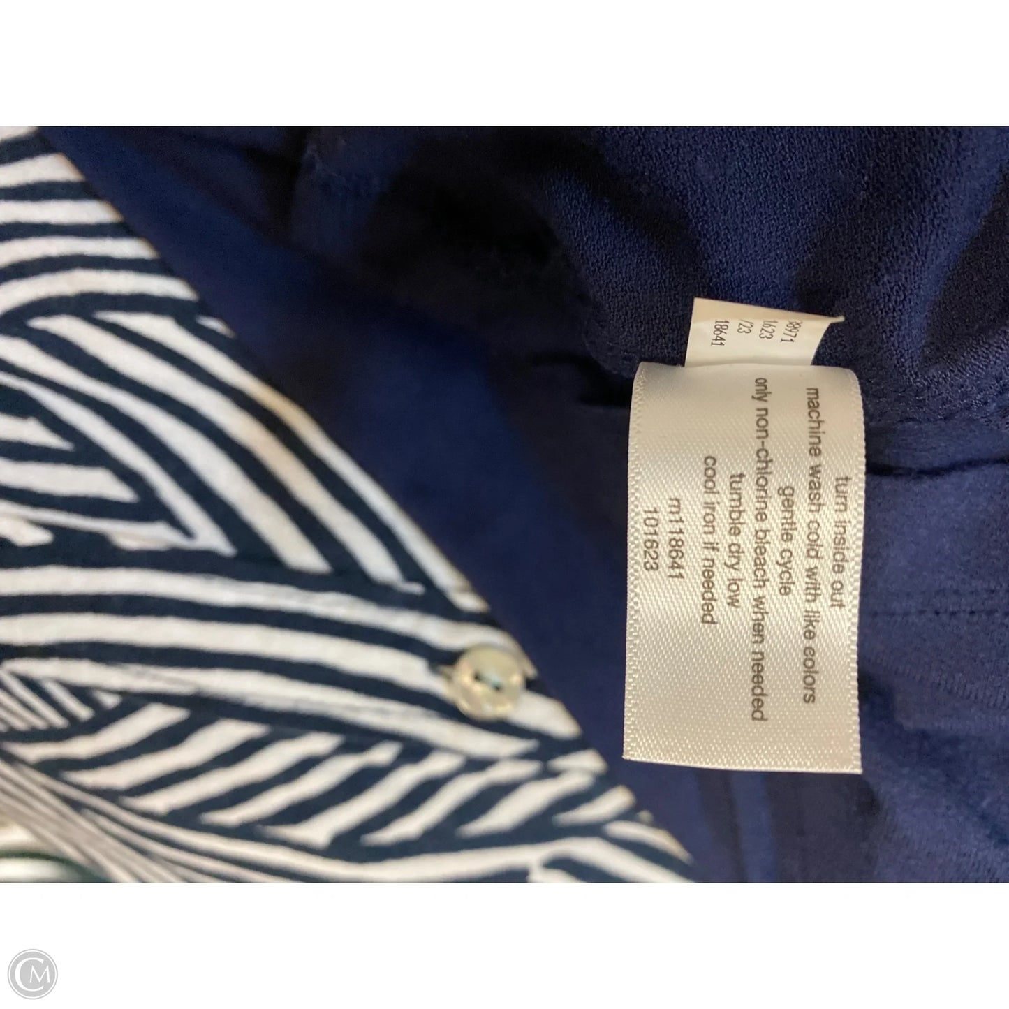 Top Long Sleeve By Lane Bryant In Navy, Size: L