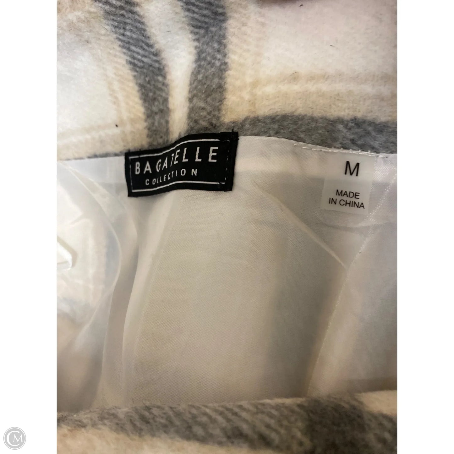 Skirt Mini & Short By Bagatelle In Cream, Size: M