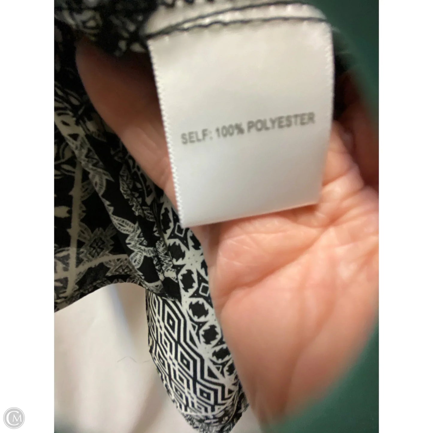 Top Long Sleeve By Rose And Olive In Black & White, Size: 1x