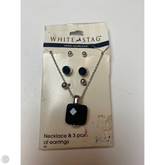 Necklace Set By White Stag, Size: 04 Piece Set