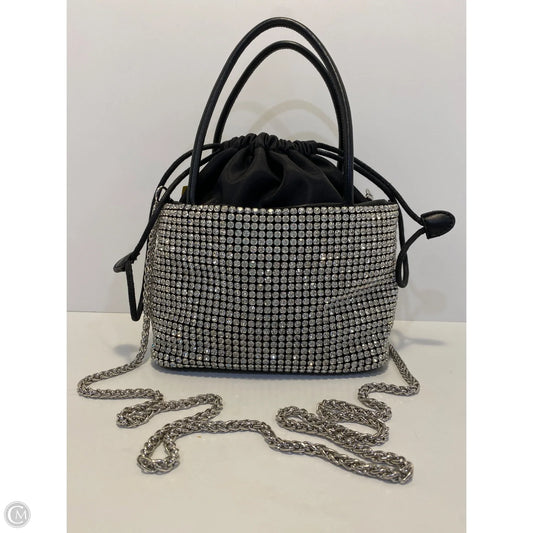 Handbag By Clothes Mentor, Size: Medium