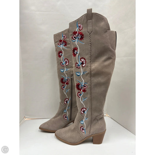 Boots Knee Heels By Carlos By Carlos Santana In Beige, Size: 8