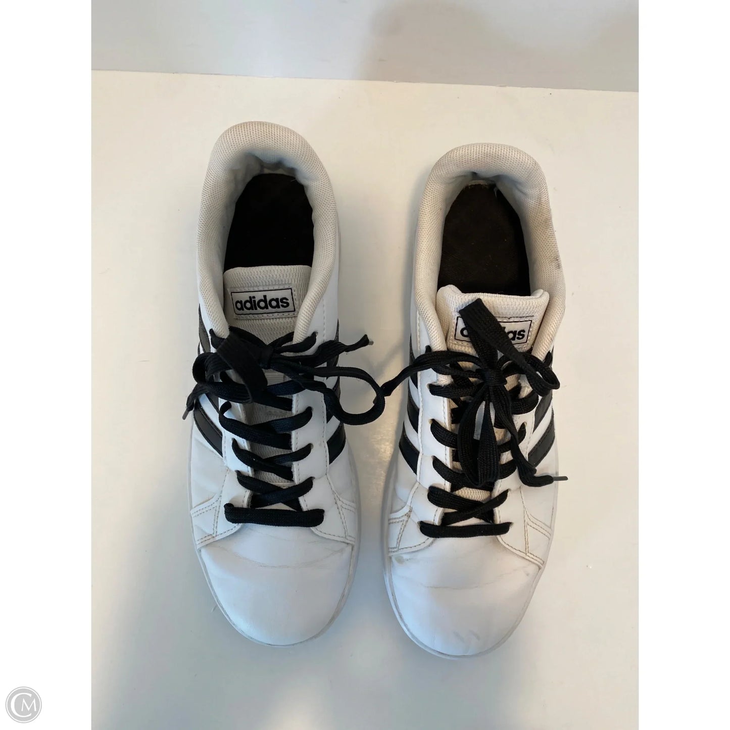 Shoes Sneakers By Adidas In White, Size: 7