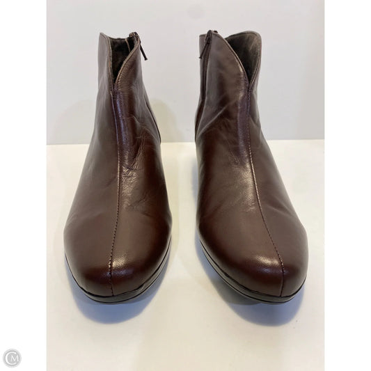 Boots Ankle Heels By Clothes Mentor In Brown, Size: 10.5