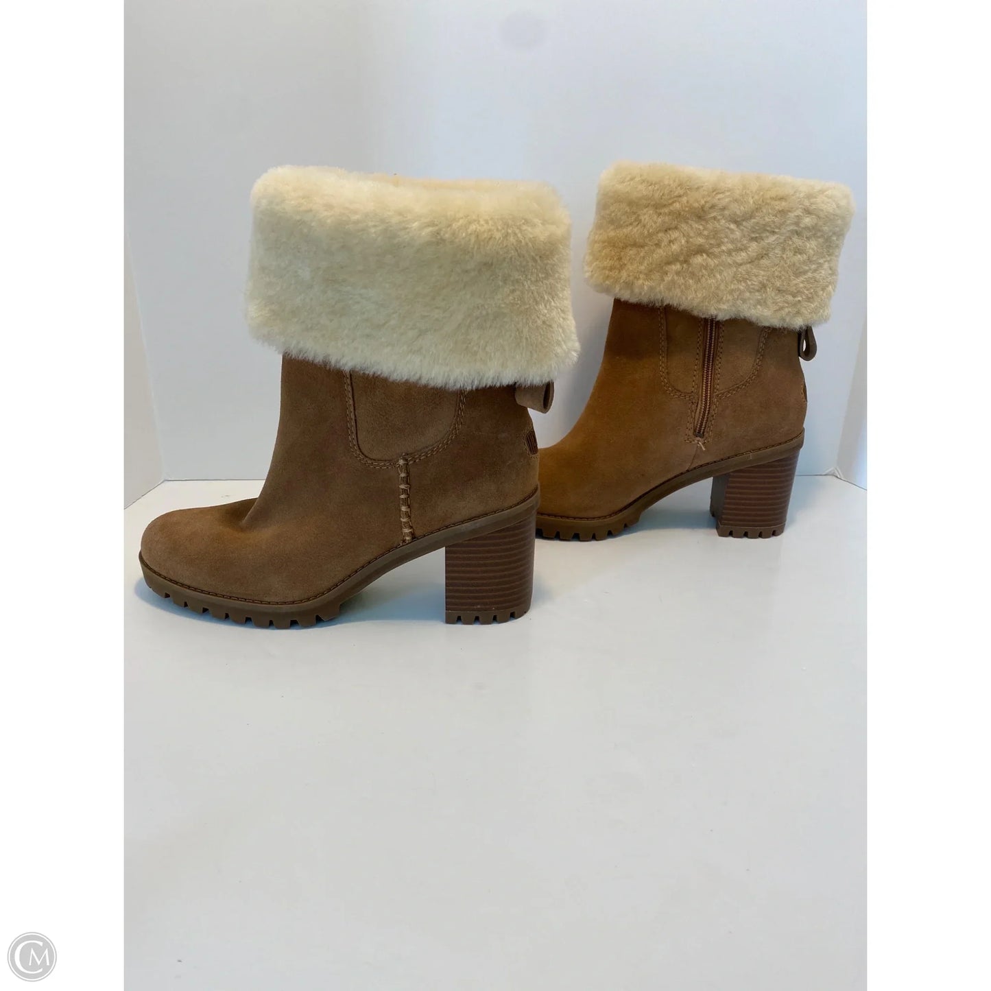 Boots Designer By Ugg In Brown, Size: 8.5